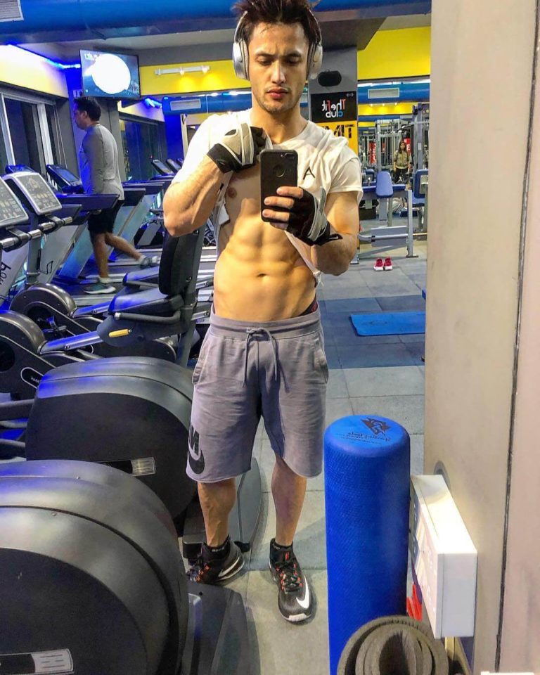 Asim Riaz (Bigg Boss 13) Age, Height, Girlfriend, Biography and More ...