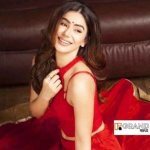 Kangna Sharma Age, Height, Husband, Wiki, Biography, and More
