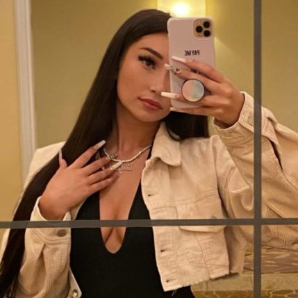 Carly Bel Age, Height, Boyfriend, Net worth, Wiki, Biography & More