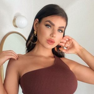 Nicole Thorne Age, Height, Boyfriend, Net Worth, Wiki, Biography, and More