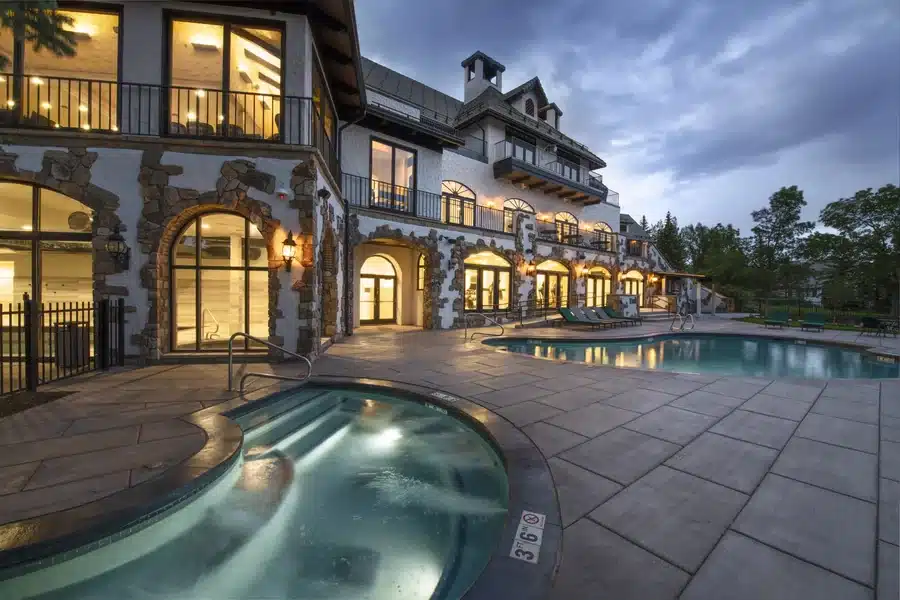 Exclusive Residential Treatment and Luxury Rehab in Los Angeles