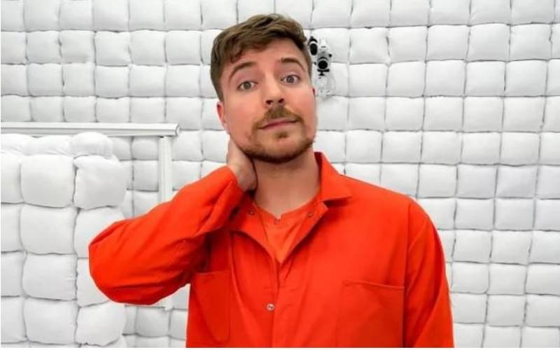 Jimmy Donaldson, widely known as MrBeast, is a pioneering YouTuber celebrated for his viral stunts, massive giveaways, and philanthropic endeavors.