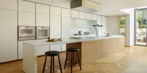 How a Built-In Oven Can Upgrade Your Kitchen Design and Functionality