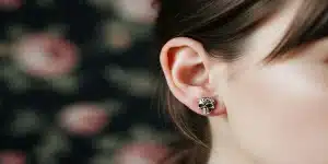 The Feminine Macabre: Why Women are Reclaiming the Skull in Jewelry