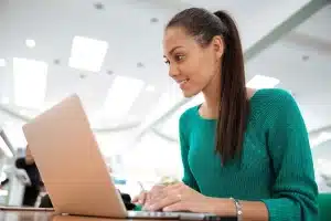 Artificial Intelligence Courses That Actually Help Your Career in 2025