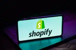 How to Easily Sync Your Shopify Store With Your Mobile App