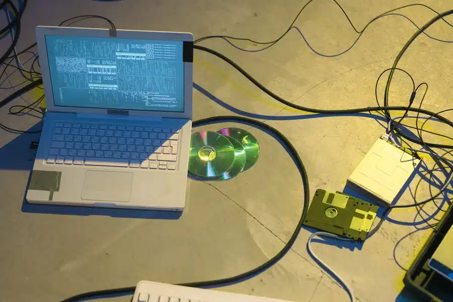 From Game Mods to Professional Software: How Hobby Projects Turn Curiosity Into Real Engineering Skill