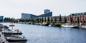 Why Lovers Canal Cruises Are Perfect For A Dreamy Travel Escape 
