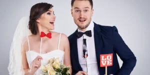 The Essential Guide to Wedding Photo Booth Rentals