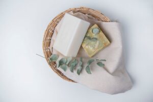 The Best Soap for Men: Top Charcoal Bars for Post-Gym Recovery
