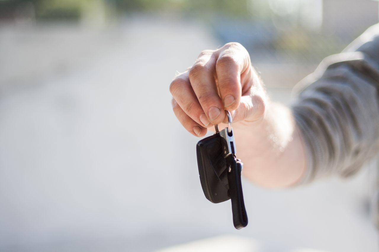Leaving Your Job? Here’s What Happens to Your Company Car Lease