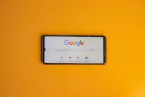 Top SEO and PPC agencies in Budapest: should you choose one integrated team or separate specialists?