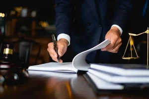 The Financial Benefits of Working With a Tax Lawyer