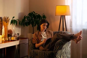 How Thoughtful Home Decor Can Improve Everyday Comfort and Productivity